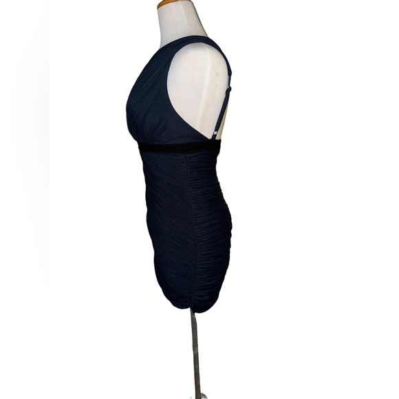 BCBG maxazria size XS ruched dress one shoulder - Picture 4 of 11